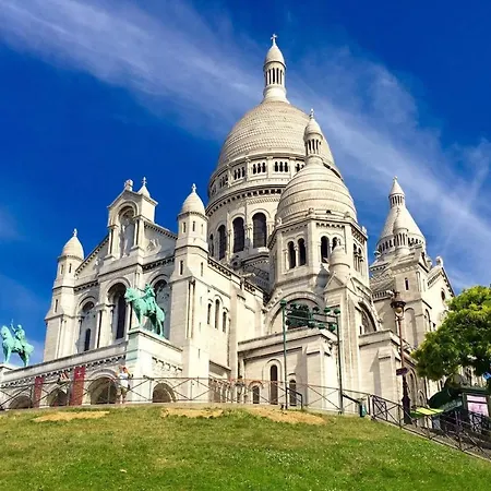 Parisian In Montmarte By Guestready Apartment *
